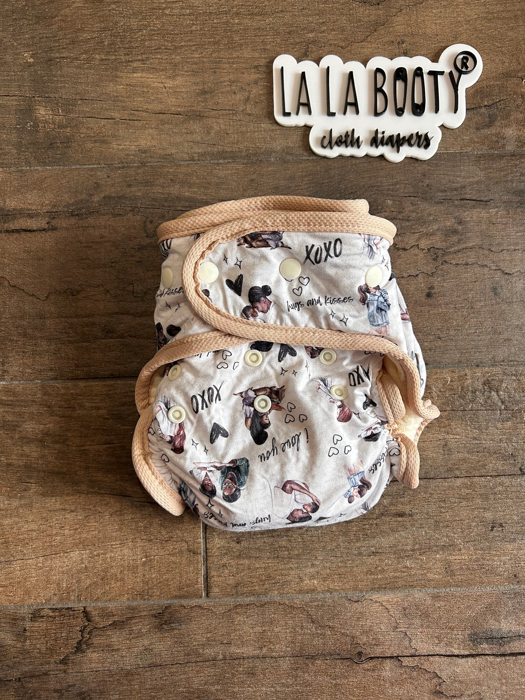Mama's Love Print Fluffluxe Middlest Fitted Diaper (9-40lbs)