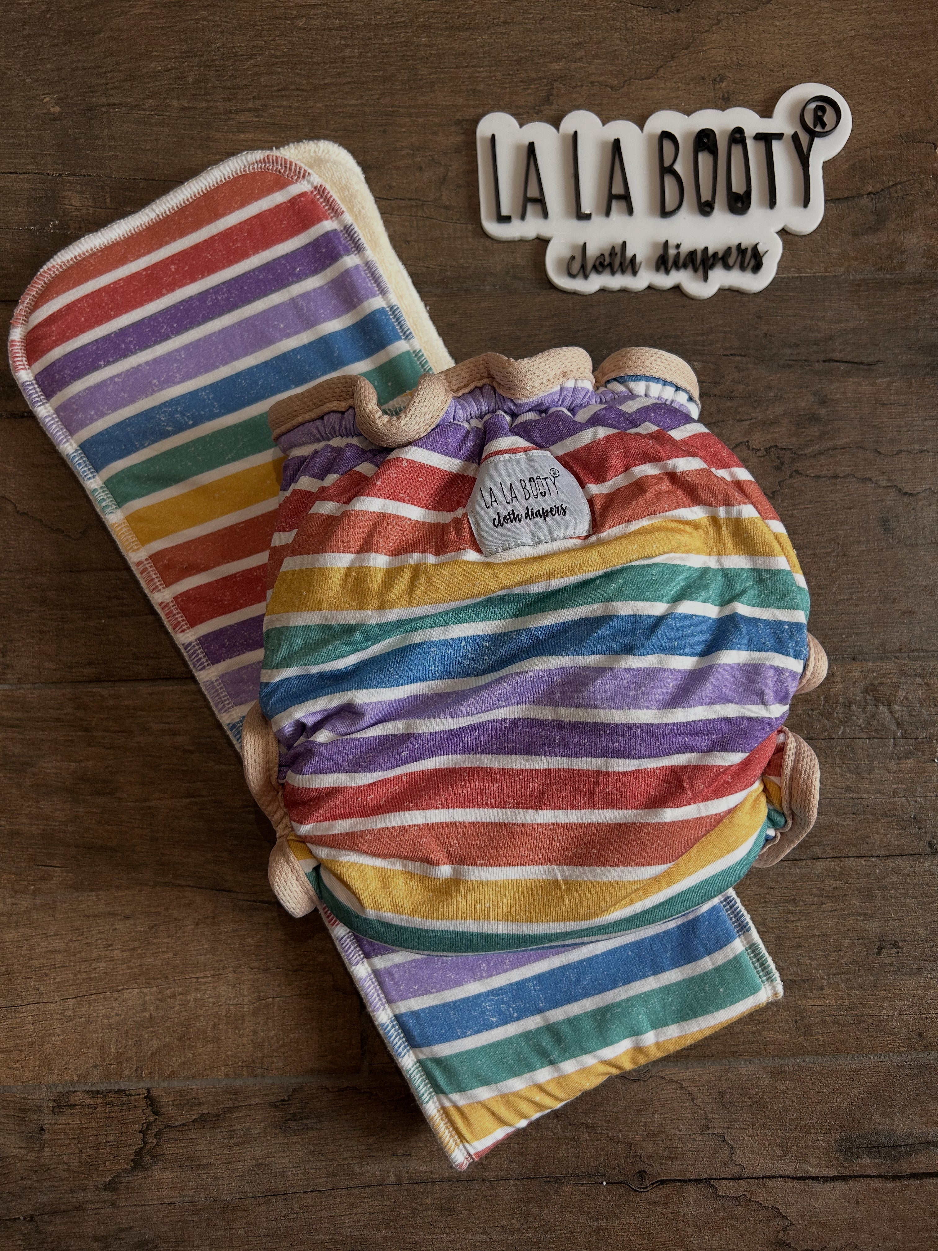 Lumi Print Fluffluxe Middlest Fitted Diaper (9-40lbs)