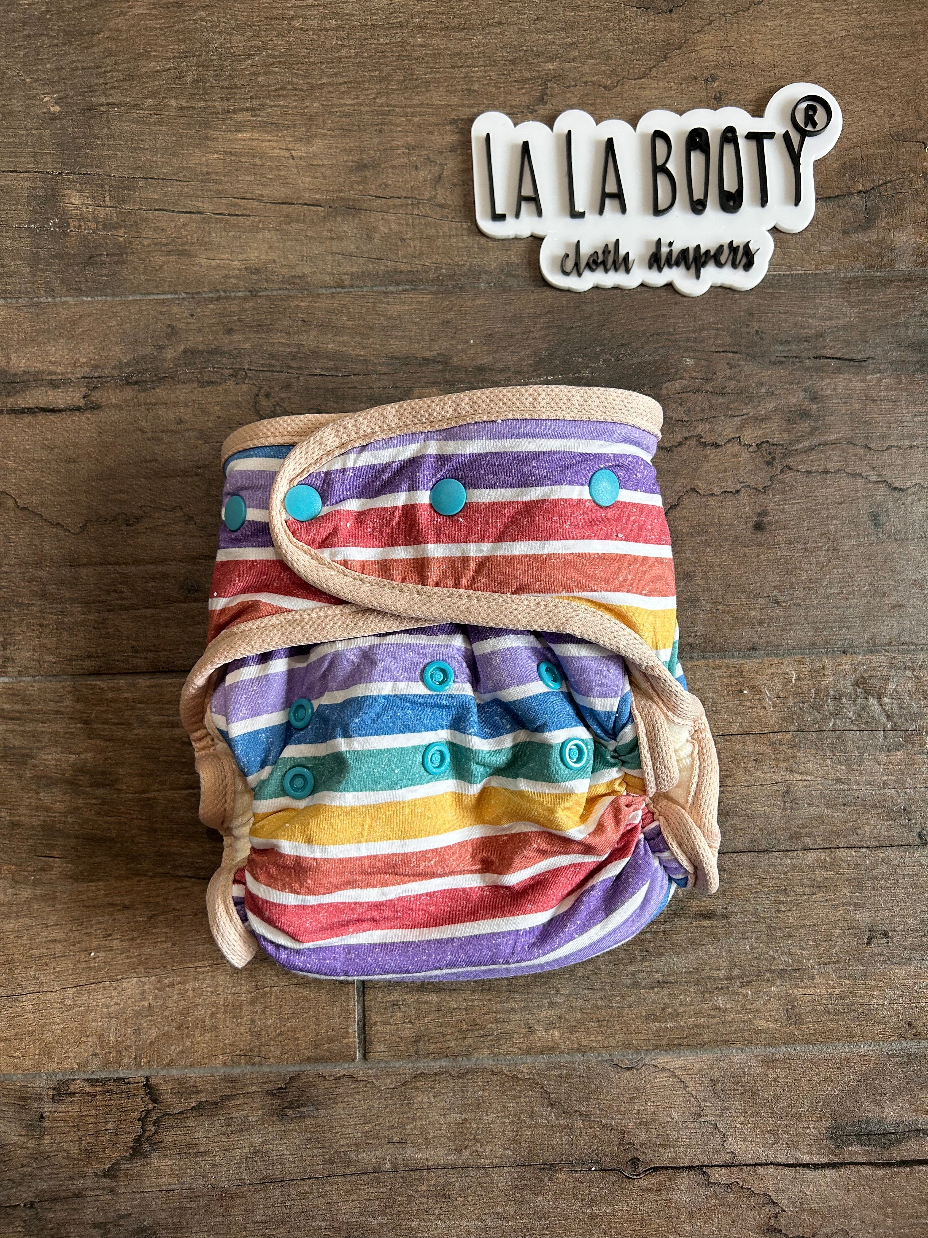 Lumi Print Fluffluxe Middlest Fitted Diaper (9-40lbs)