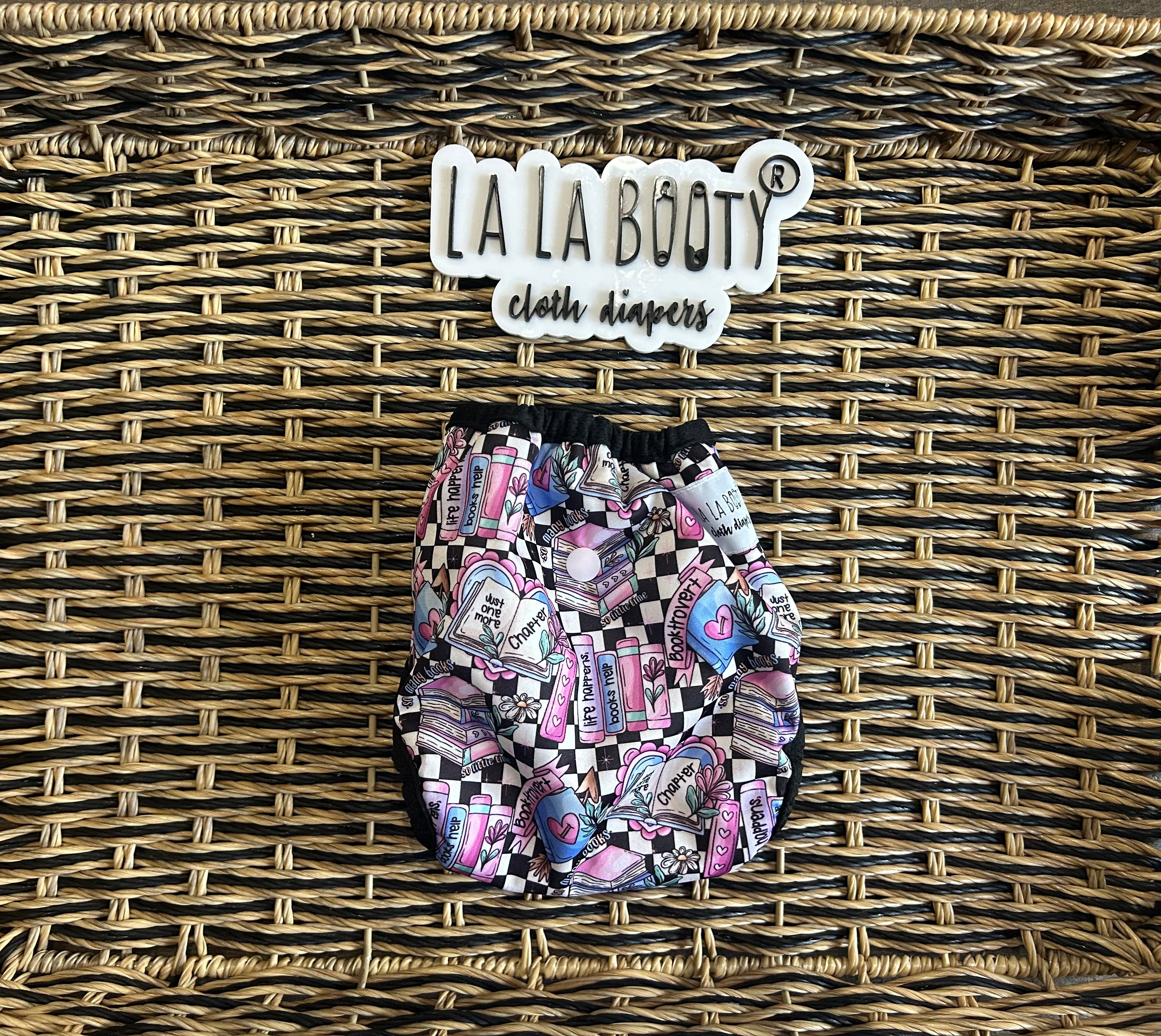 Bookish Print Cover Littlest (Up to 15lbs) - All in Two Style