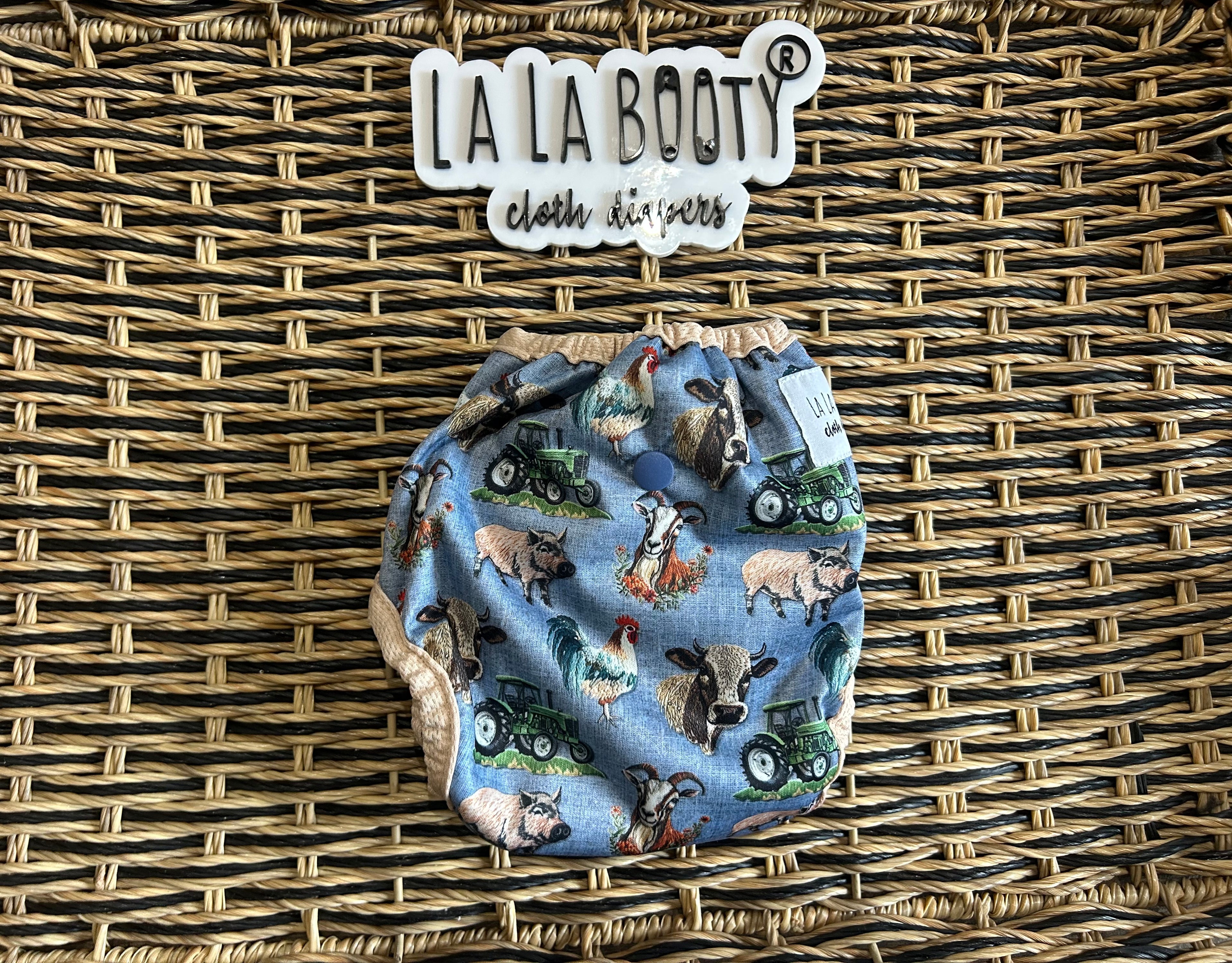 Larry Print Cover Littlest (Up to 15lbs) - All in Two Style