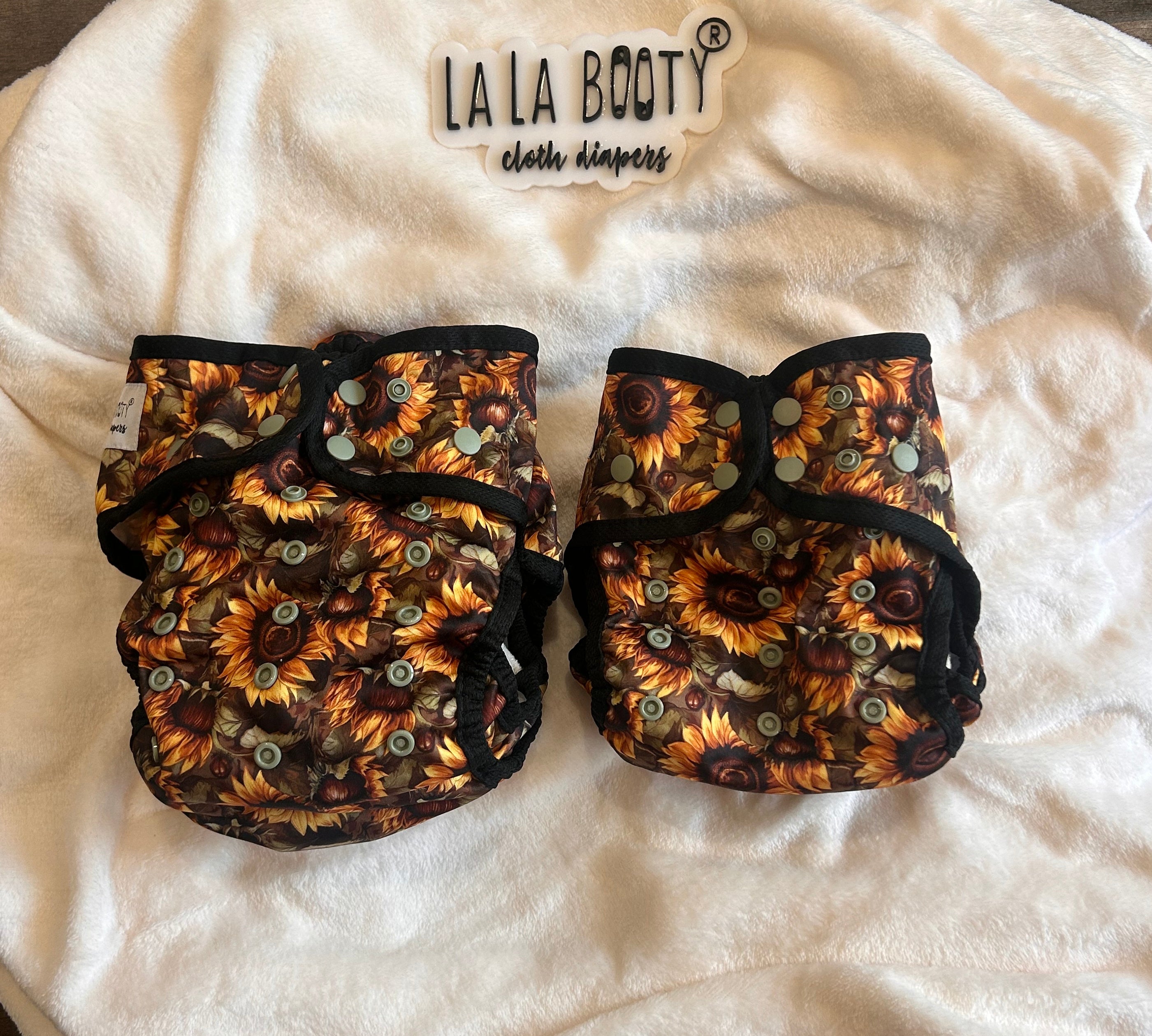 April '25 Print Cover Diapers Middlest and Maximest Flex Sizing