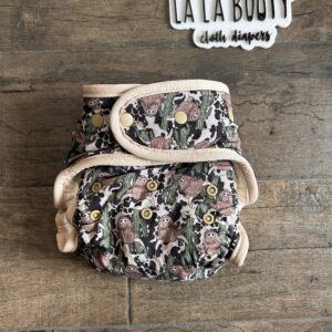 Grazie Print Fluffluxe Middlest Fitted Diaper (9-40lbs)